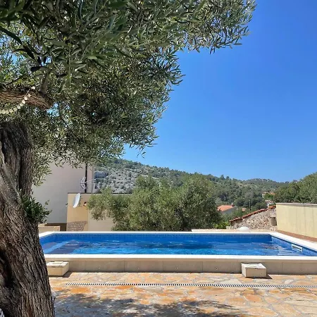 아파트 Luger 2 Dachgeschoss