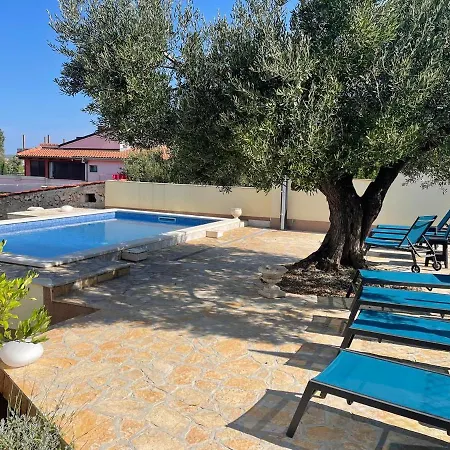 아파트 Luger 2 Dachgeschoss